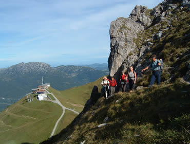 Blick von dem Kanzelwandsattel zur Bergstation