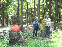 Wanderer mit Skulpturen