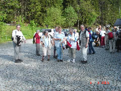 Beginn der Wanderung im Schwarzwassertal